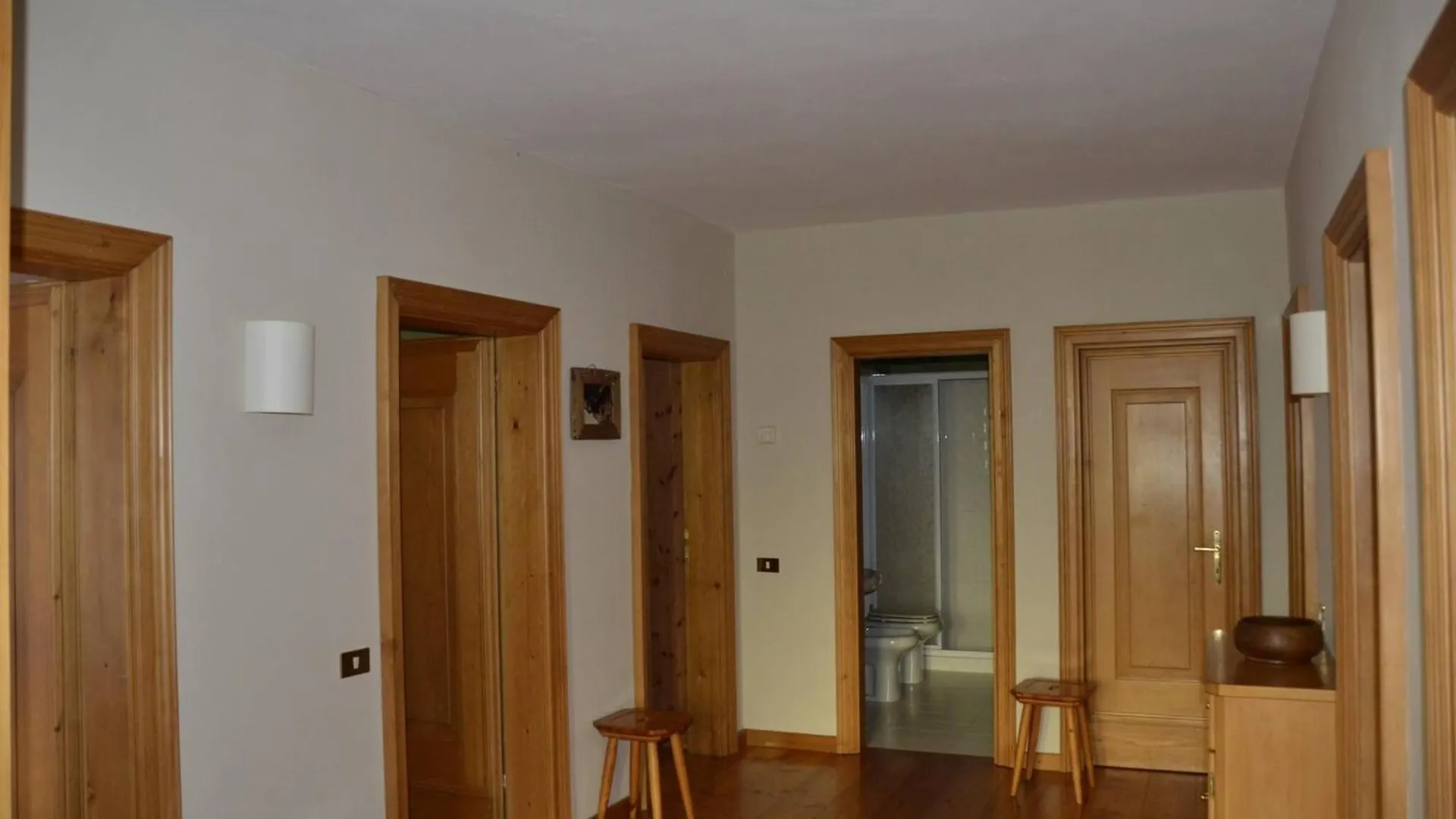 Apartment With Three Bedrooms And Garden In Chiave İtalya